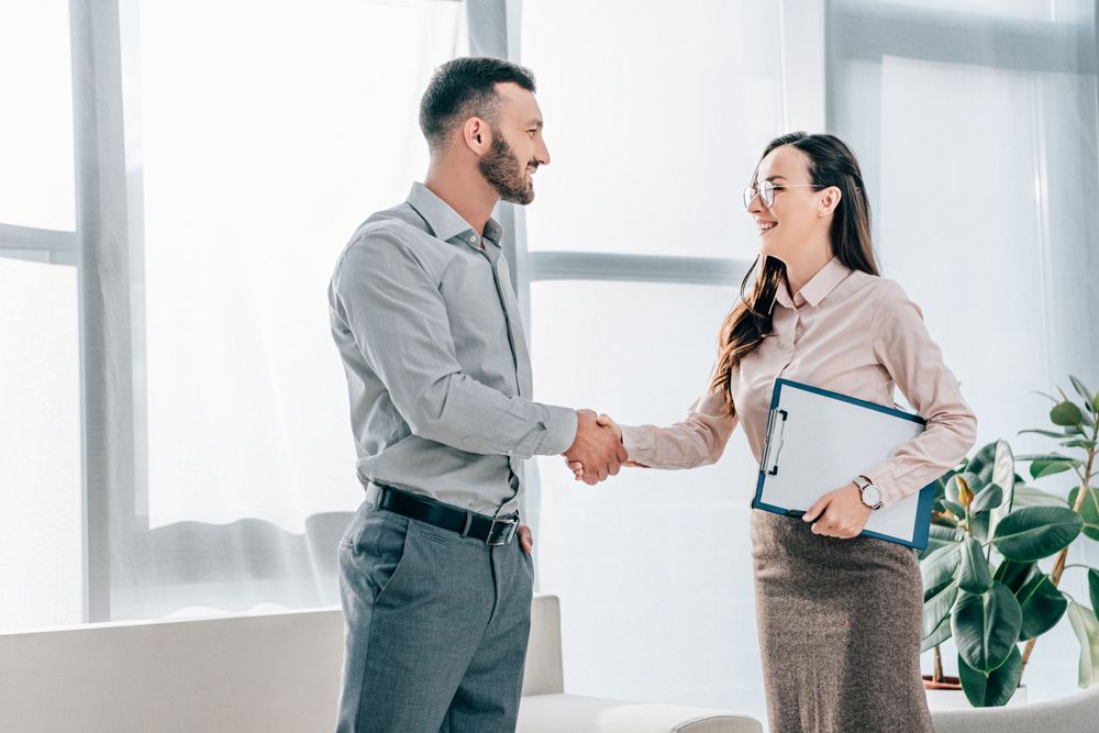Psychiatrist-AdobeStock_220224440